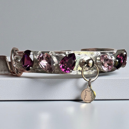 Collier pour petit chien argenté orné de cristaux