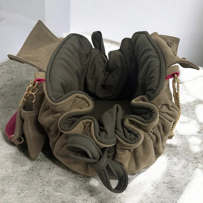 Stella dog carrier bag in grained leather